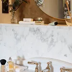 Ξενοδοχείο Townhouse On The 4*