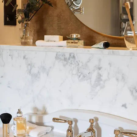 فندق Townhouse On The 4*