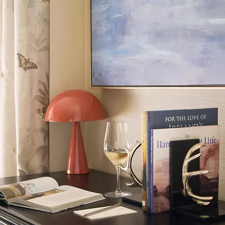 호텔 Townhouse On The 4*