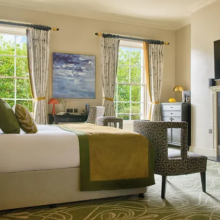 Townhouse On The 4*