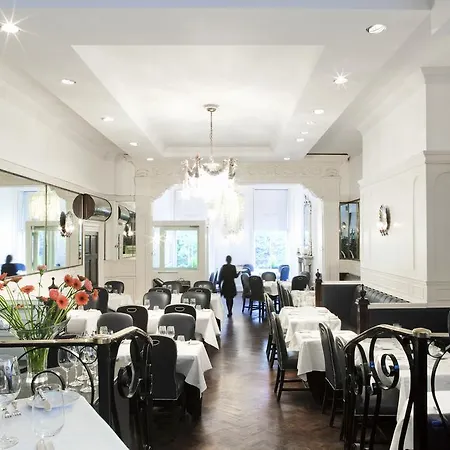 호텔 Townhouse On The