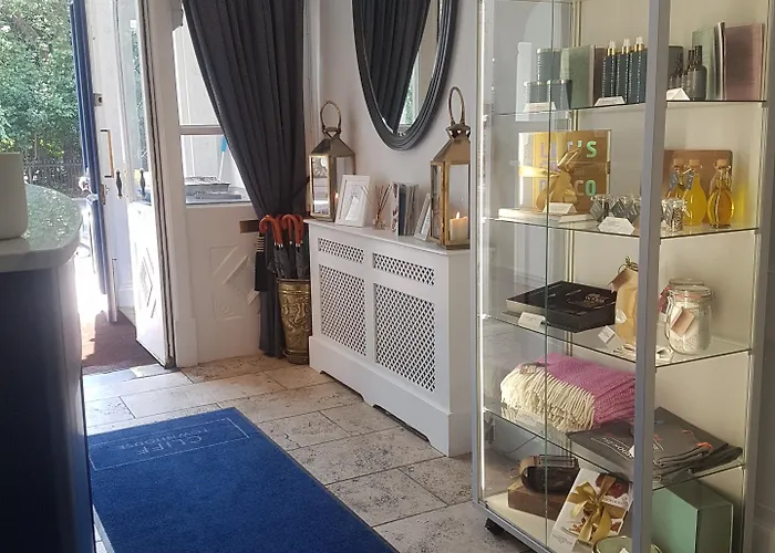 Townhouse On The Szálloda 4*