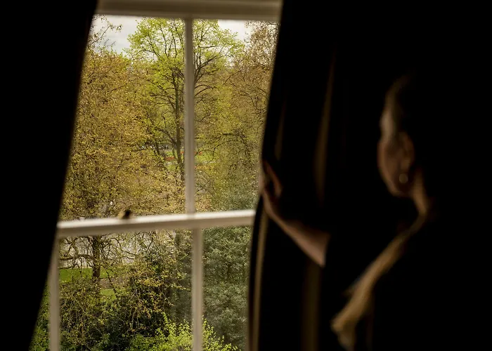 Otel Townhouse On The 4*