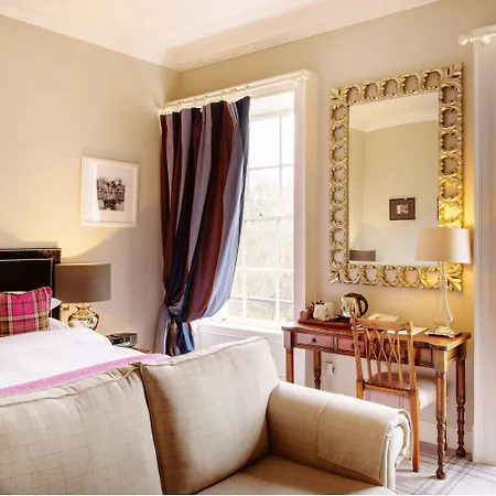 فندق Townhouse On The 4*