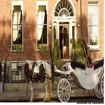 Townhouse On The 4*