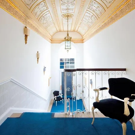 فندق Townhouse On The 4*