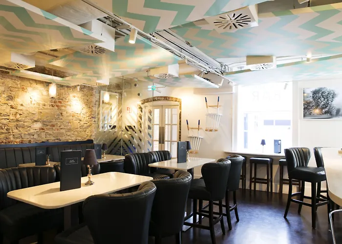 호텔 Townhouse On The 4*