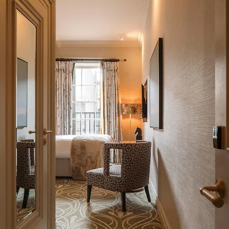 Townhouse On The 4* Dublino