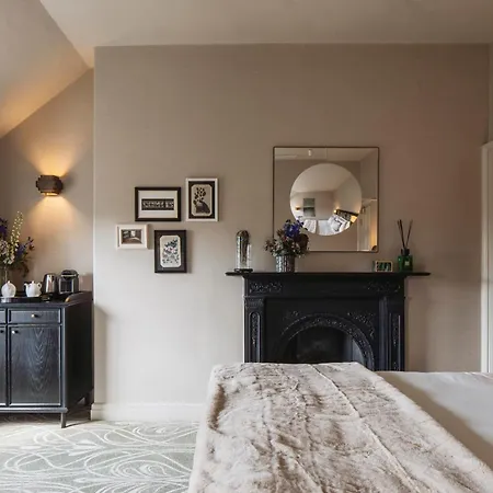 Hotel Townhouse On The Dublin