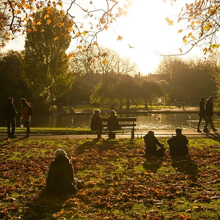 Townhouse On The Hotel