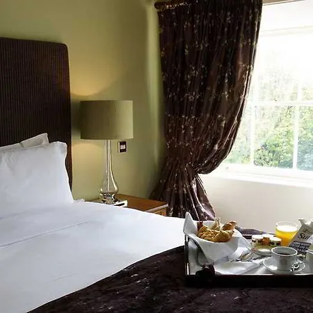 Townhouse On The 4* Dublin