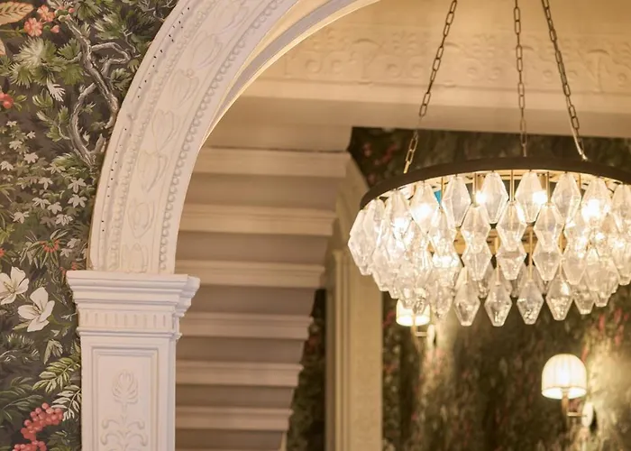 Townhouse On The Отель